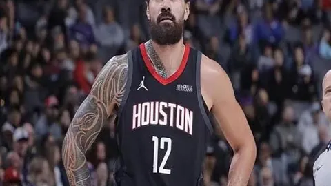 《NBA焦点对决：老鹰激战黄蜂，揭秘精彩对决背后的故事》